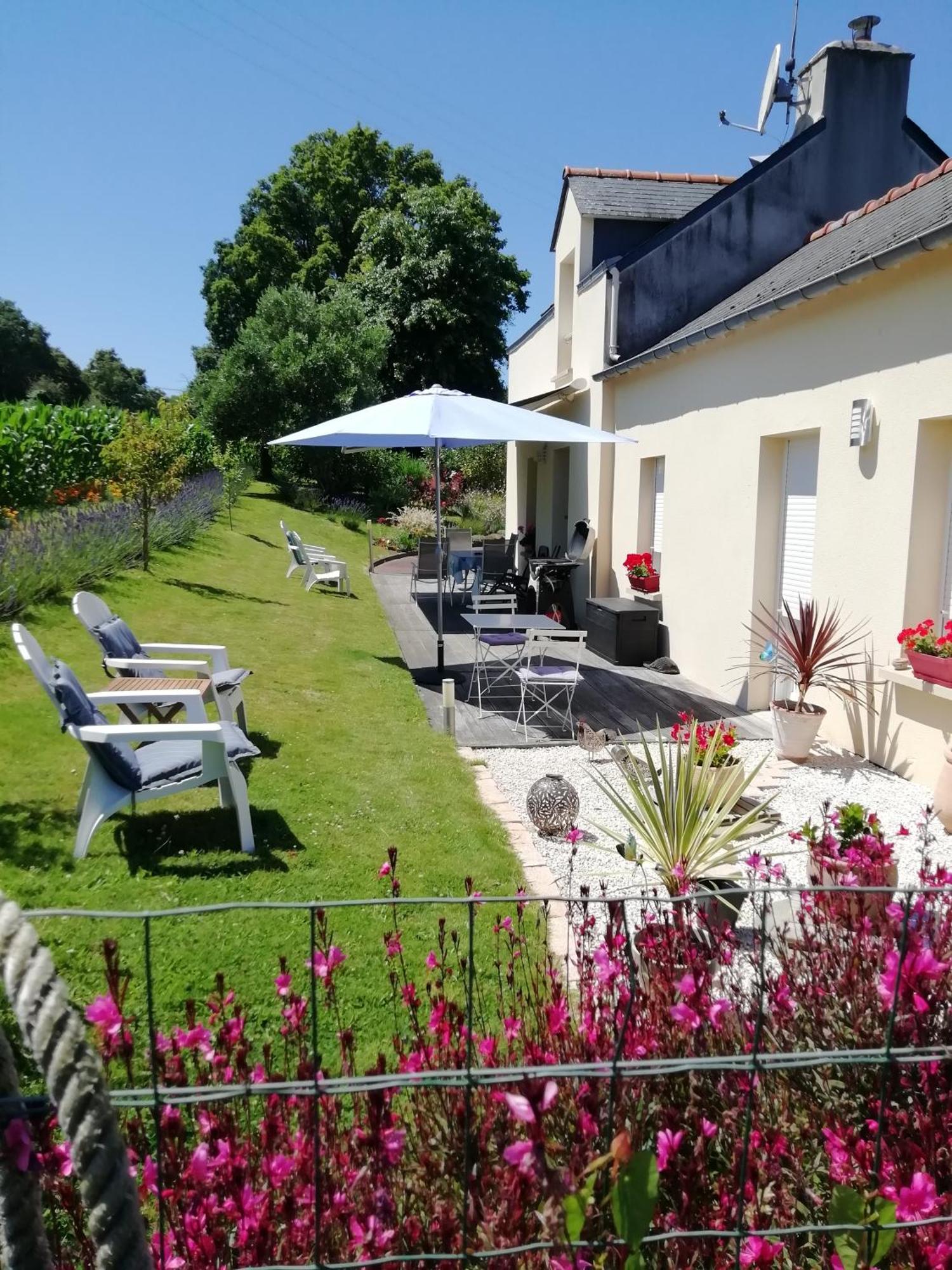 Kerlan Bed & Breakfast Béganne Екстериор снимка